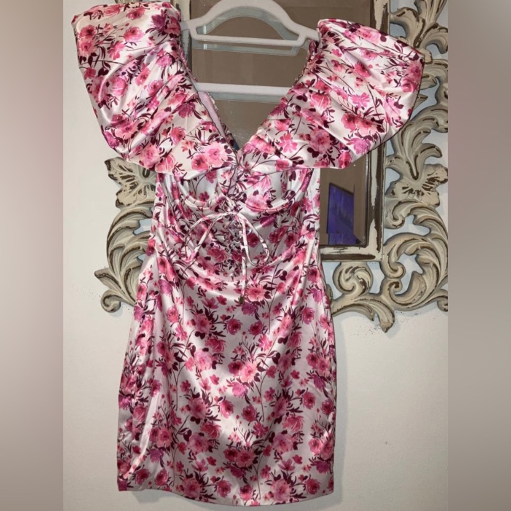 Nwt xs O Polly dress to small for me